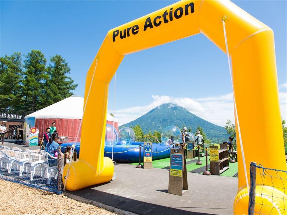 Hilton Niseko Village Dış mekan fotoğraf Pure Action