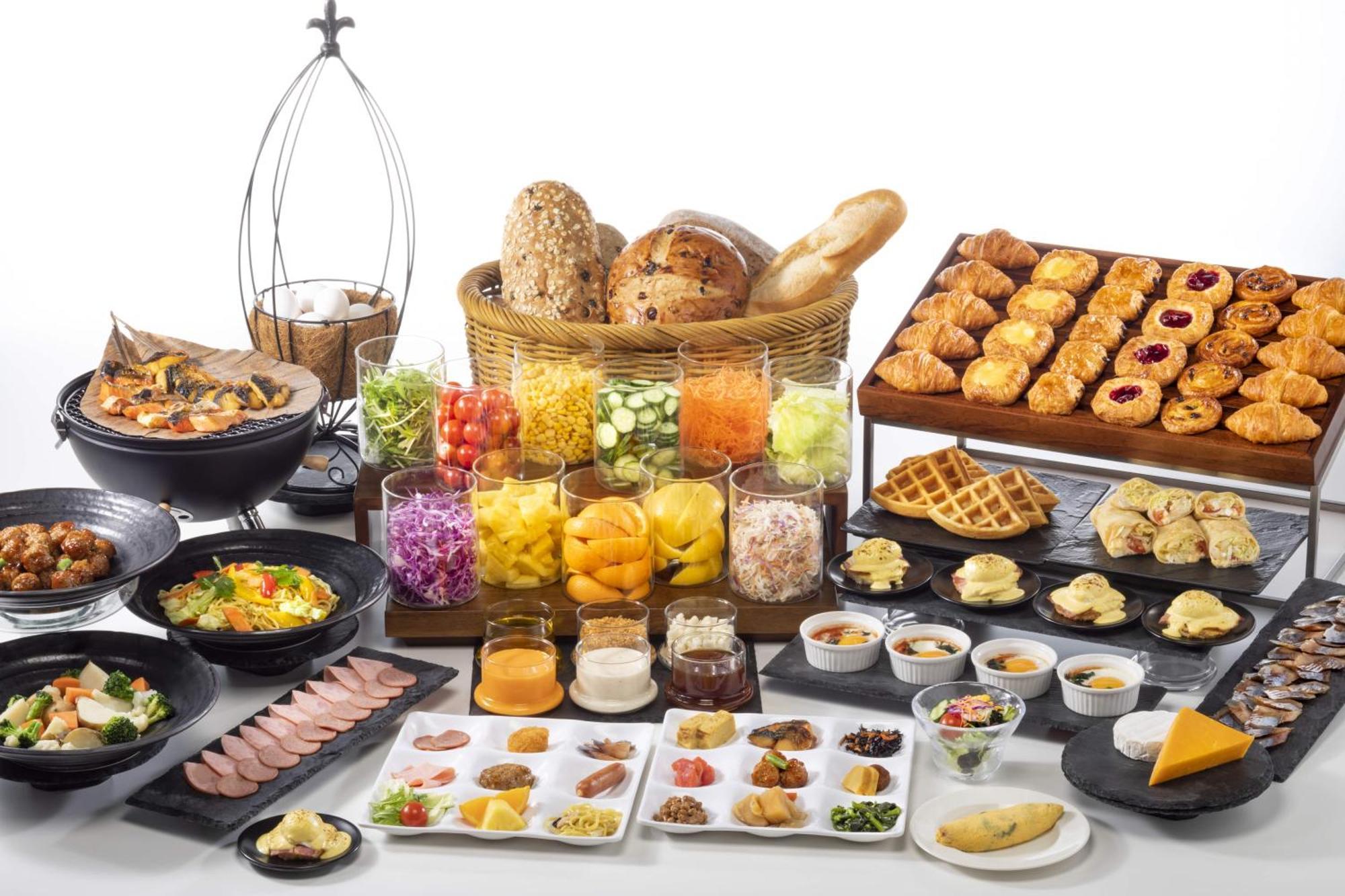 Hilton Niseko Village Dış mekan fotoğraf A breakfast buffet